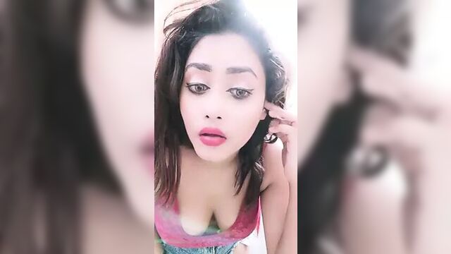 Twinkle Desi Girl – Tango Private